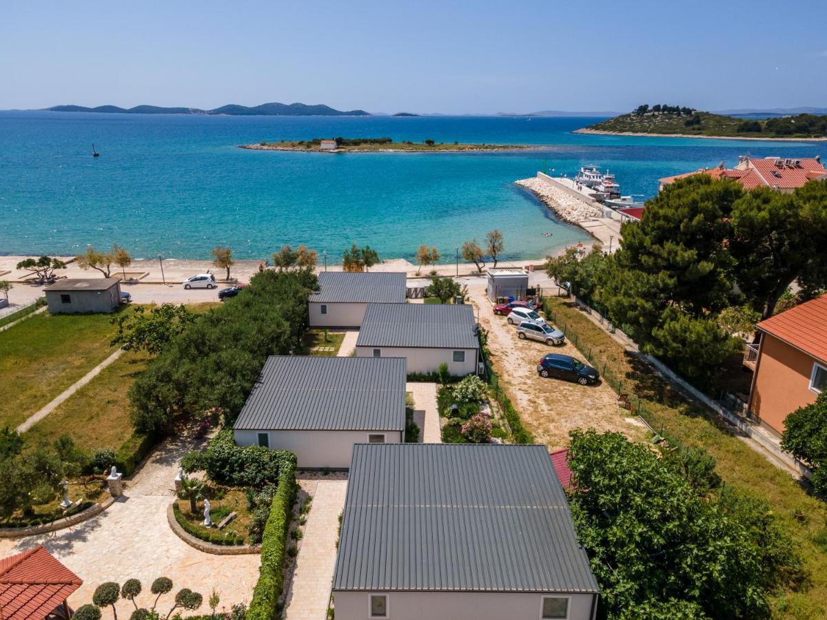 Rasin Mobile Homes Pakoštane Εξωτερικό φωτογραφία