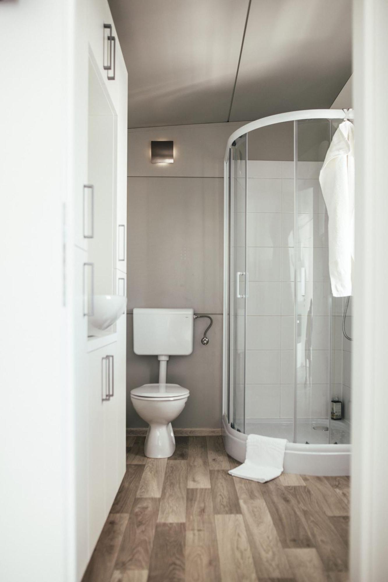 Rasin Mobile Homes Pakoštane Εξωτερικό φωτογραφία