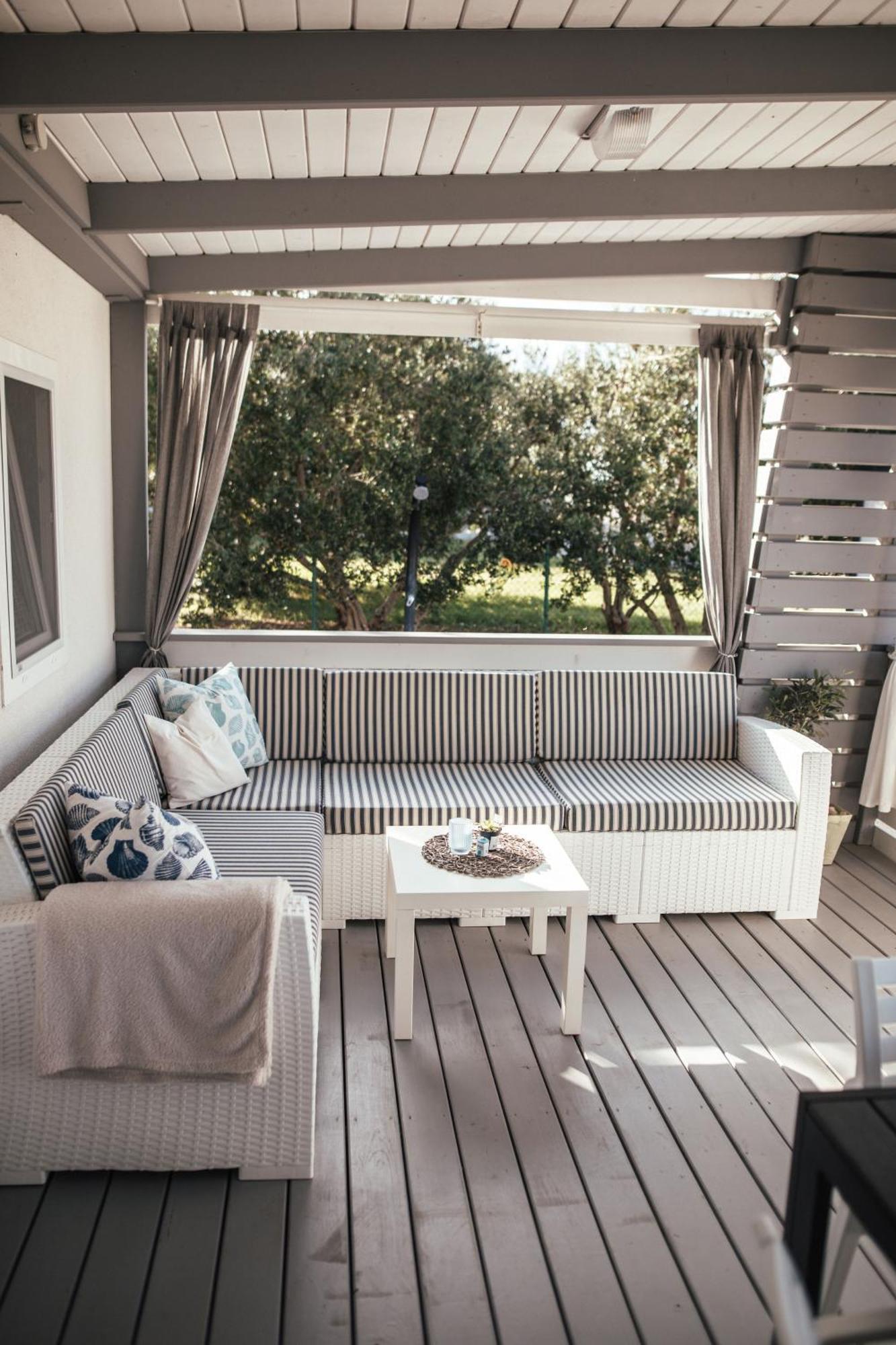 Rasin Mobile Homes Pakoštane Εξωτερικό φωτογραφία